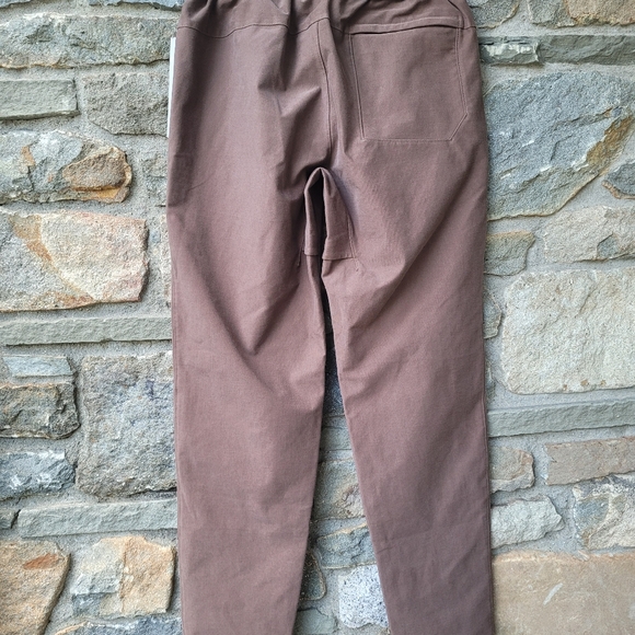 NEW! Lululemon Utilitech Pull On Pants Classic Fit - Picture 8 of 15